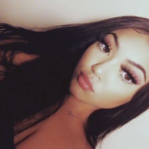 Meet your Posher, Ilyana